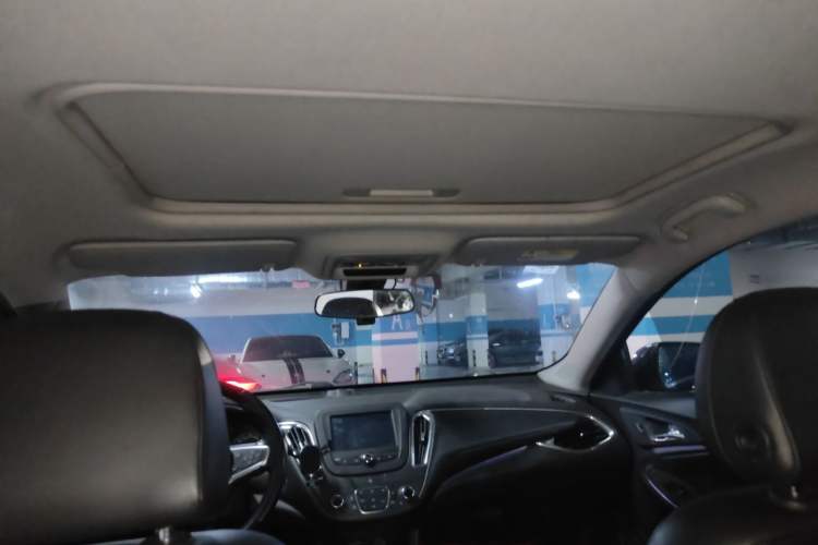 Used Chevrolet Malibu XL 2018 530T Automatic RuiChi Edition Headliner