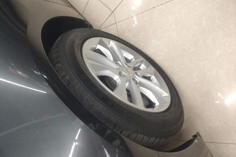 Used Chevrolet Malibu XL 2018 530T Automatic RuiChi Edition Left Front Wheel Hub