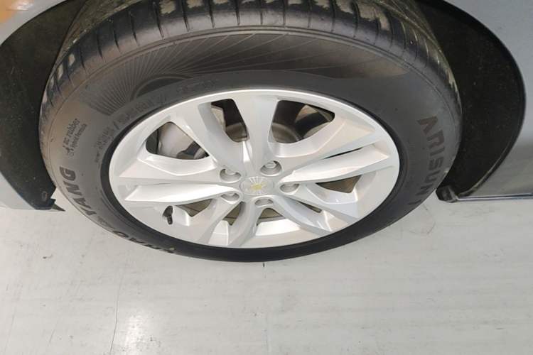 Used Chevrolet Malibu XL 2018 530T Automatic RuiChi Edition Left Front Wheel Hub