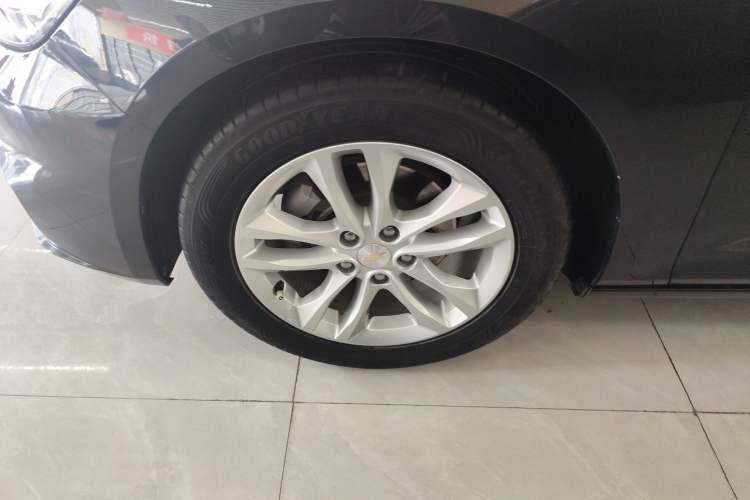 Used Chevrolet Malibu XL 2018 530T Automatic RuiChi Edition Left Front Wheel Hub