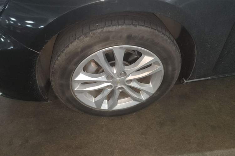 Used Chevrolet Malibu XL 2018 530T Automatic Ruiyi Edition Left Front Wheel Hub