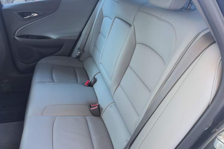 Used Chevrolet Malibu XL 2018 530T Automatic Luxury Edition Left Rear Seat