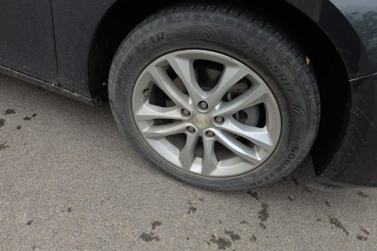 Used Chevrolet Malibu XL 2018 530T Automatic Ruiyi Edition Right Front Wheel Hub