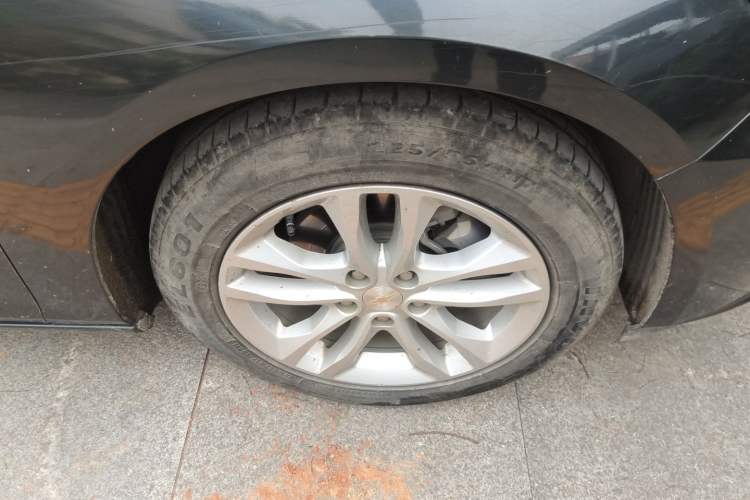 Used Chevrolet Malibu XL 2018 530T Automatic Ruiyi Edition Right Front Wheel Hub