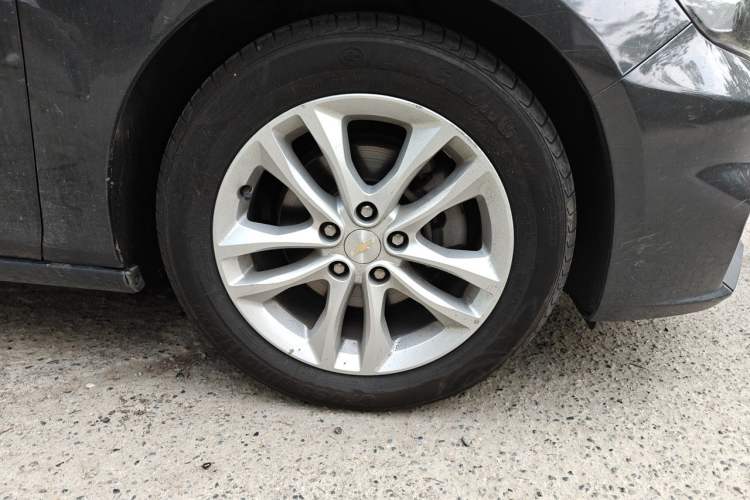 Used Chevrolet Malibu XL 2018 530T Automatic Ruiyi Edition Right Front Wheel Hub
