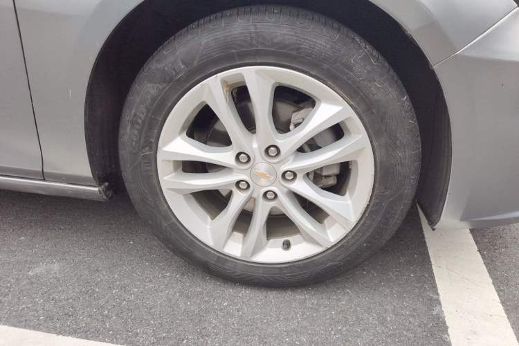 Used Chevrolet Malibu XL 2018 530T Automatic Ruiyi Edition Right Front Wheel Hub