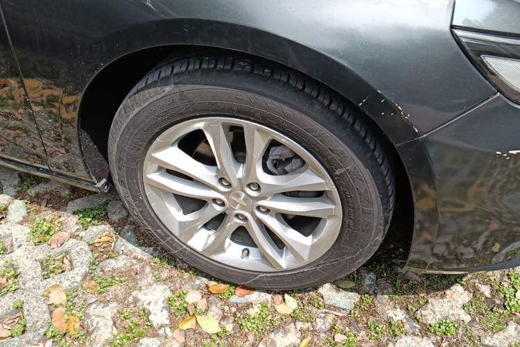Used Chevrolet Malibu XL 2018 530T Automatic Ruiyi Edition Right Front Wheel Hub