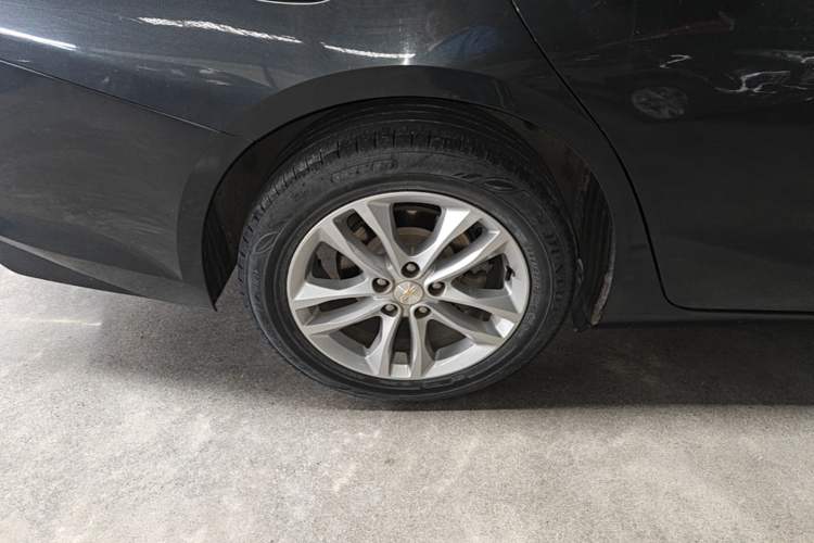 Used Chevrolet Malibu XL 2018 530T Automatic RuiChi Edition Right Rear Wheel Hub