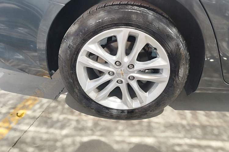 Used Chevrolet Malibu XL 2018 530T Automatic RuiChi Edition Right Rear Wheel Hub