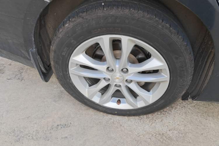 Used Chevrolet Malibu XL 2018 530T Automatic RuiChi Edition Right Rear Wheel Hub