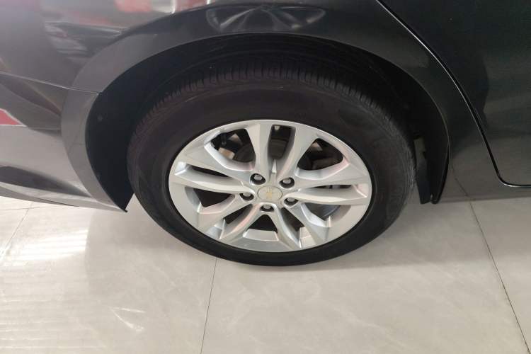 Used Chevrolet Malibu XL 2018 530T Automatic RuiChi Edition Right Rear Wheel Hub