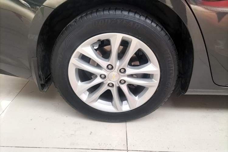 Used Chevrolet Malibu XL 2018 530T Automatic RuiChi Edition Right Rear Wheel Hub