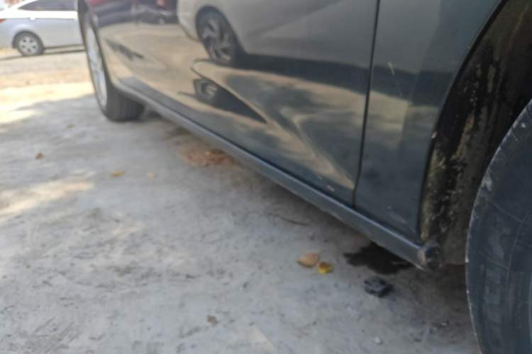 Used Chevrolet Malibu XL 2018 530T Automatic RuiChi Edition Right Side Sill
