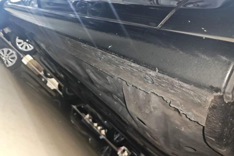Used Chevrolet Malibu XL 2018 530T Automatic RuiChi Edition Right Side Sill