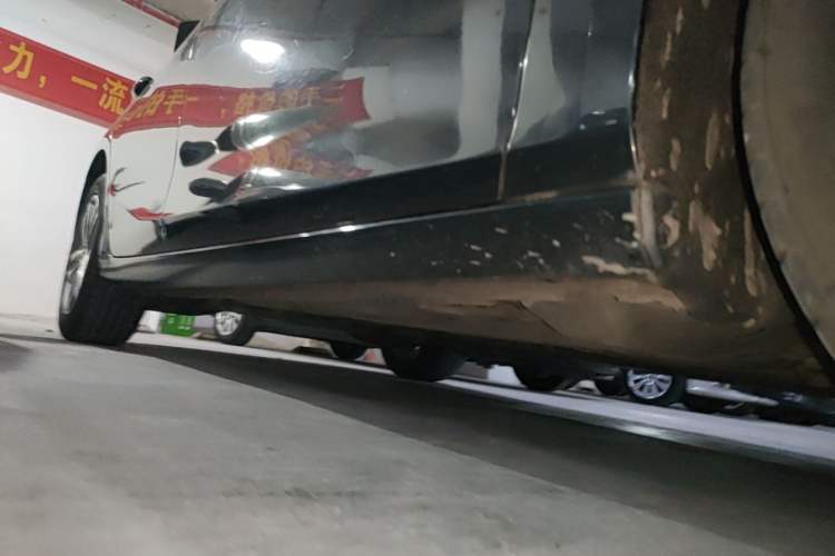 Used Chevrolet Malibu XL 2018 530T Automatic RuiChi Edition Right Side Sill