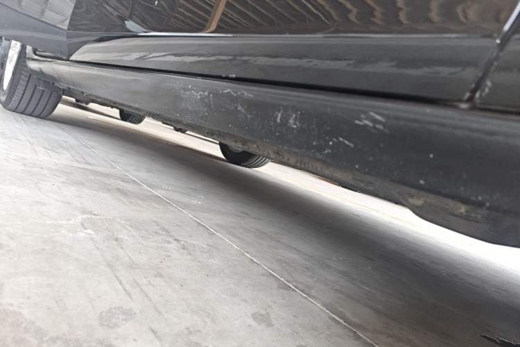 Used Chevrolet Malibu XL 2018 530T Automatic RuiChi Edition Right Side Sill