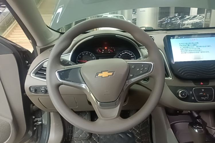 Used Chevrolet Malibu XL 2018 530T Automatic Luxury Edition Steering Wheel