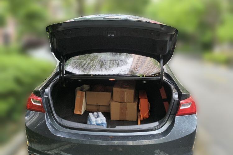 Used Chevrolet Malibu XL 2018 530T Automatic Luxury Edition Trunk