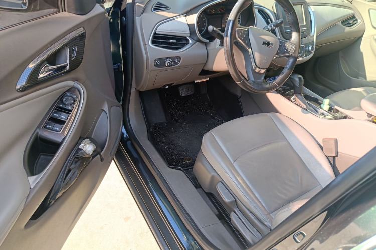 Used Chevrolet Malibu XL 2018 530T Automatic Luxury Edition Driver Seat