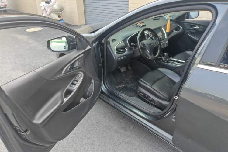 Used Chevrolet Malibu XL 2018 530T Automatic RuiChi Edition Driver Seat