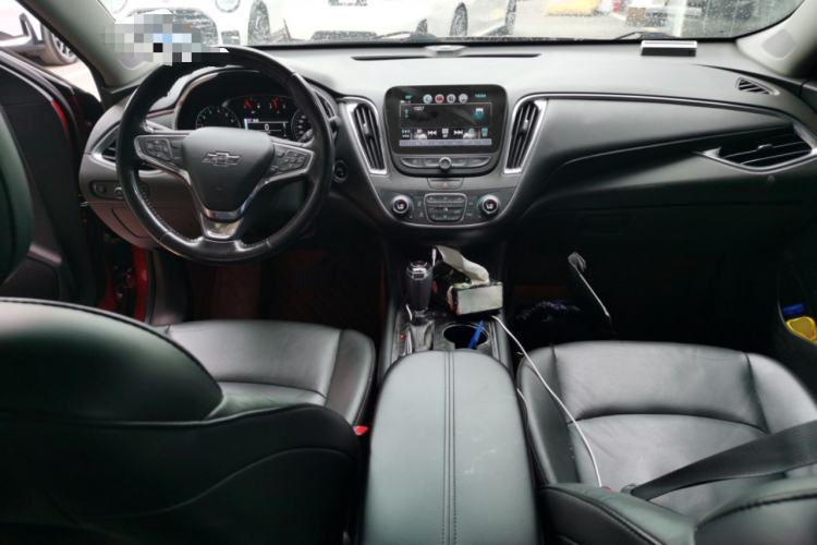 Used Chevrolet Malibu XL 2018 530T Automatic Ruiyi Edition Center Console
