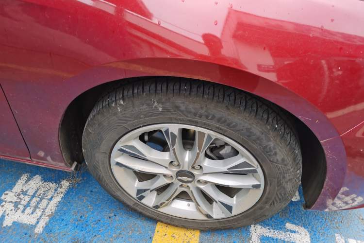 Used Chevrolet Malibu XL 2018 530T Automatic Ruiyi Edition Right Front Wheel Hub