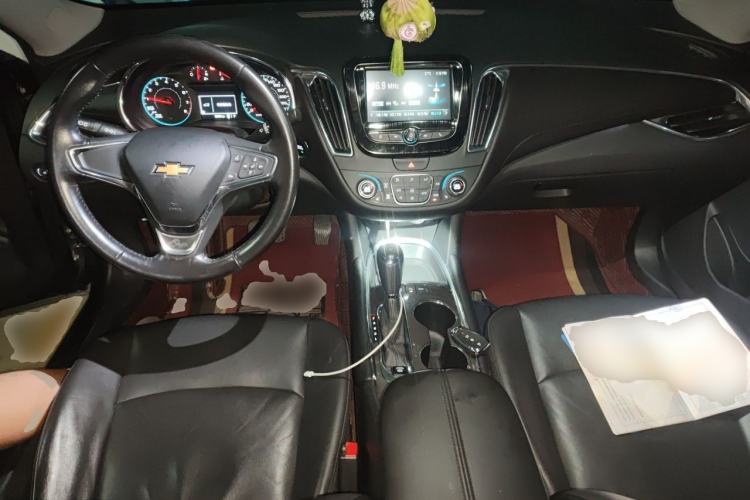 Used Chevrolet Malibu XL 2018 530T Automatic RuiChi Edition Center Console