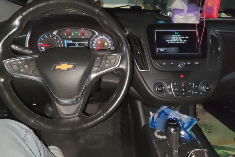 Used Chevrolet Malibu XL 2018 530T Automatic Ruiyi Edition Center Console