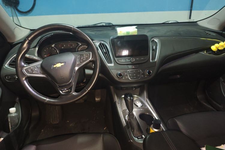 Used Chevrolet Malibu XL 2018 530T Automatic Ruiyi Edition Center Console
