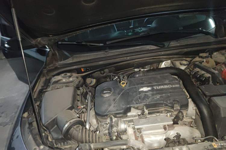 Used Chevrolet Malibu XL 2018 530T Automatic RuiChi Edition Engine Bay Right
