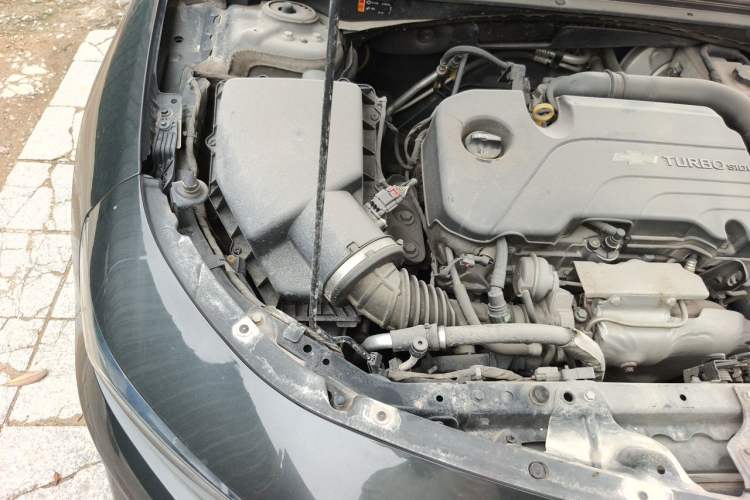 Used Chevrolet Malibu XL 2018 530T Automatic RuiChi Edition Engine Bay Right