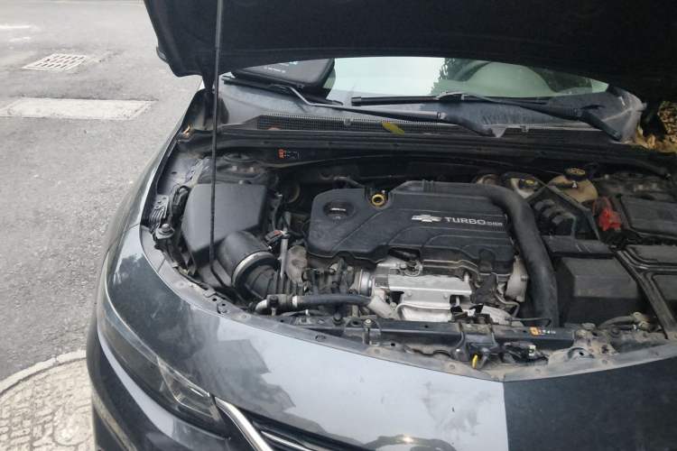 Used Chevrolet Malibu XL 2018 530T Automatic Luxury Edition Engine Bay Right