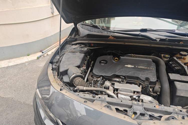 Used Chevrolet Malibu XL 2018 530T Automatic RuiChi Edition Engine Bay Right
