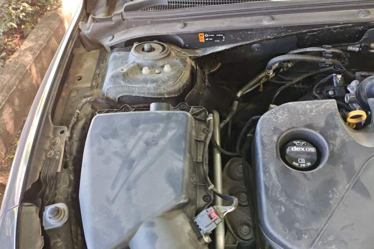 Used Chevrolet Malibu XL 2018 530T Automatic RuiChi Edition Engine Bay Right