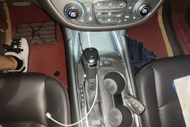 Used Chevrolet Malibu XL 2018 530T Automatic RuiChi Edition Gear Lever