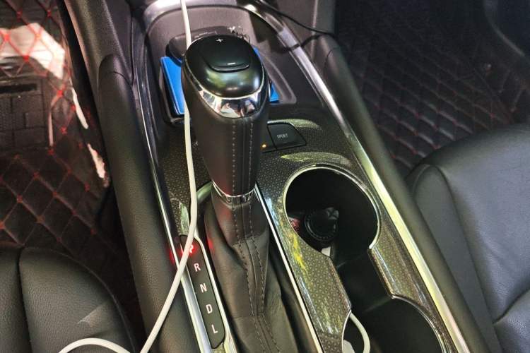 Used Chevrolet Malibu XL 2018 530T Automatic RuiChi Edition Gear Lever