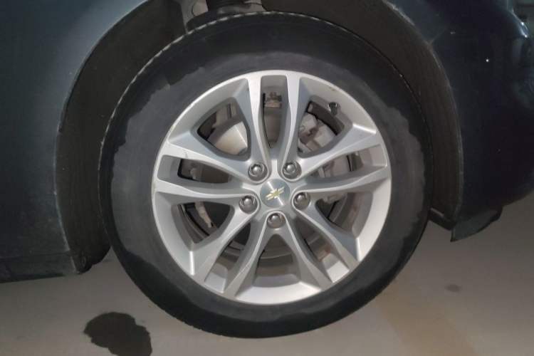 Used Chevrolet Malibu XL 2018 530T Automatic Ruiyi Edition Right Front Wheel Hub
