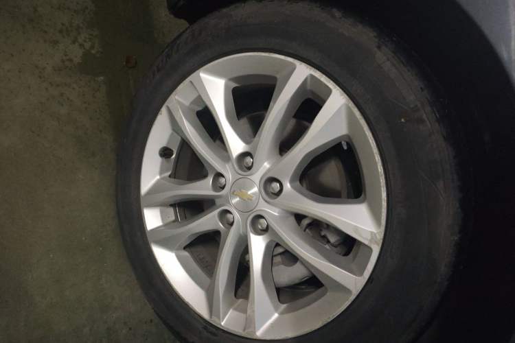 Used Chevrolet Malibu XL 2018 530T Automatic Ruiyi Edition Right Front Wheel Hub