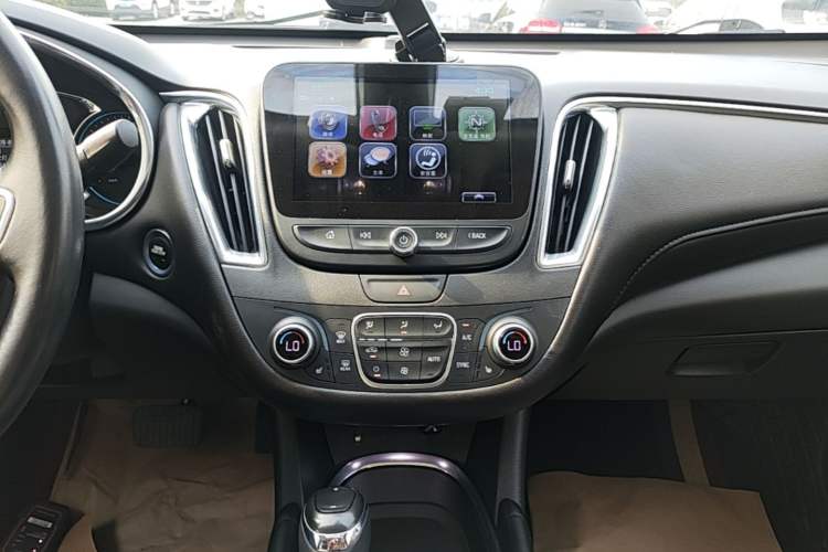 Used Chevrolet Malibu XL 2018 530T Automatic Ruiyi Edition Audio And AC Panel