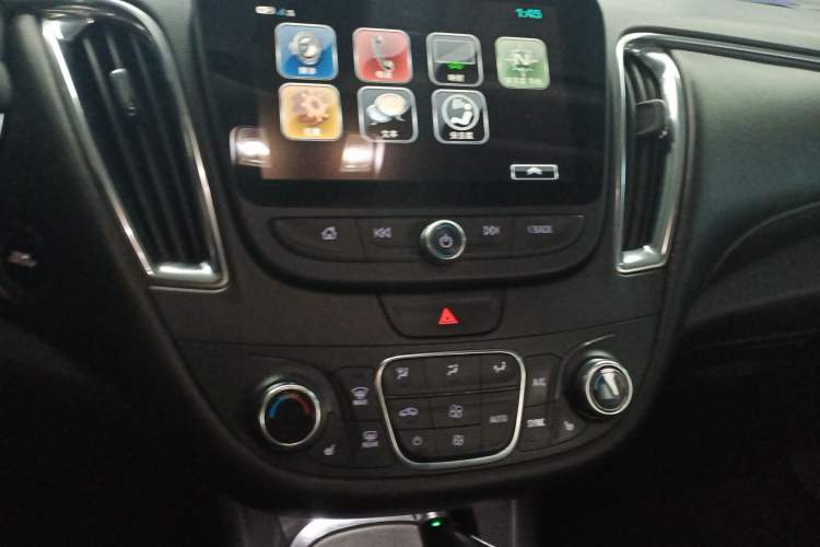 Used Chevrolet Malibu XL 2018 530T Automatic Ruiyi Edition Audio And AC Panel