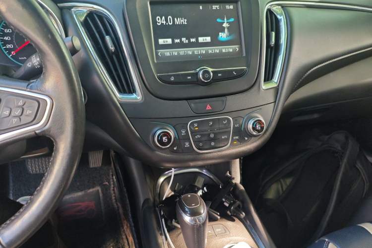 Used Chevrolet Malibu XL 2018 530T Automatic RuiChi Edition Audio And AC Panel