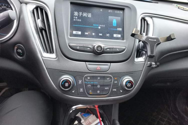 Used Chevrolet Malibu XL 2018 530T Automatic RuiChi Edition Audio And AC Panel