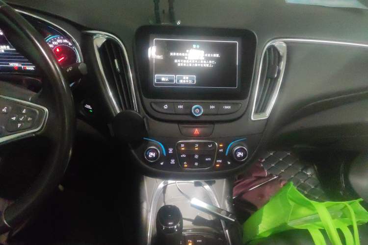 Used Chevrolet Malibu XL 2018 530T Automatic Ruiyi Edition Audio And AC Panel