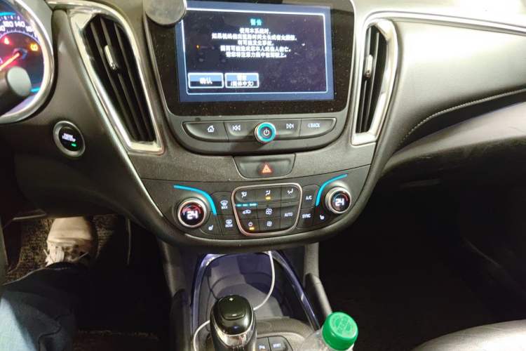 Used Chevrolet Malibu XL 2018 530T Automatic Ruiyi Edition Audio And AC Panel