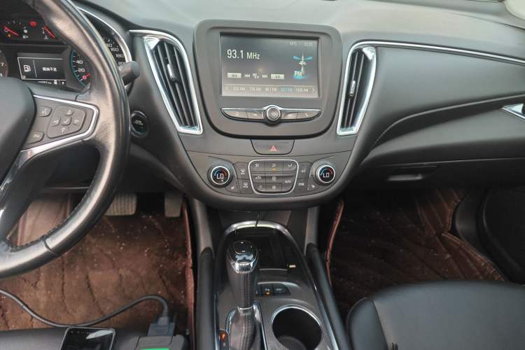 Used Chevrolet Malibu XL 2018 530T Automatic RuiChi Edition Audio And AC Panel