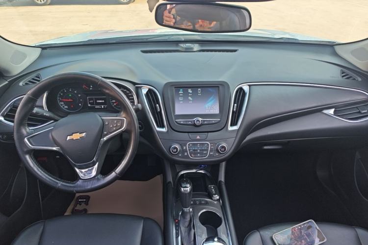 Used Chevrolet Malibu XL 2018 530T Automatic RuiChi Edition Center Console