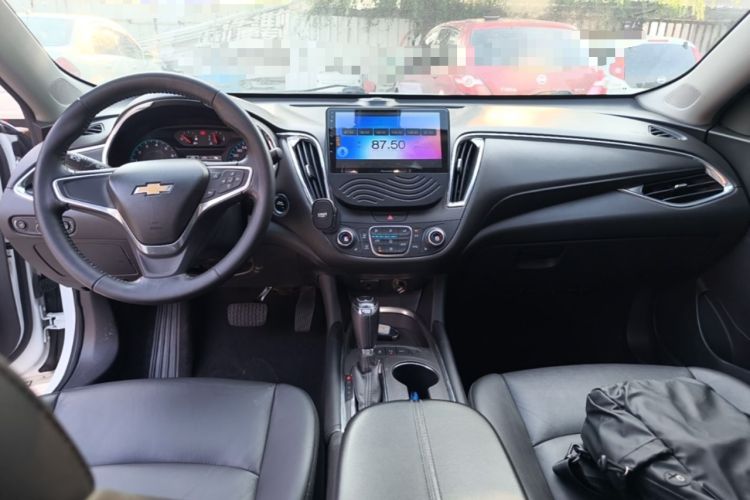 Used Chevrolet Malibu XL 2018 530T Automatic RuiChi Edition Center Console