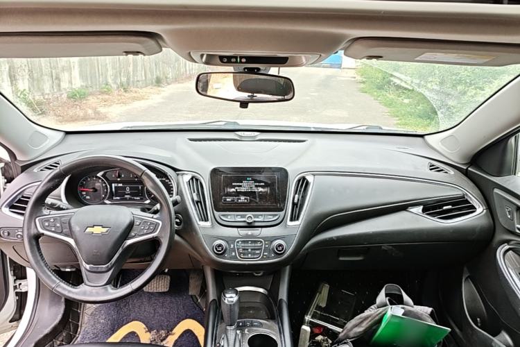 Used Chevrolet Malibu XL 2018 530T Automatic Ruiyi Edition Center Console