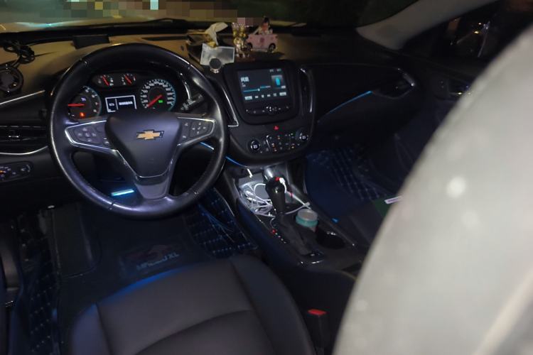 Used Chevrolet Malibu XL 2018 530T Automatic RuiChi Edition Center Console