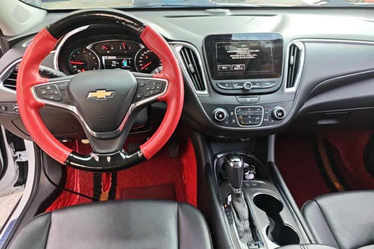 Used Chevrolet Malibu XL 2018 530T Automatic Ruiyi Edition Center Console